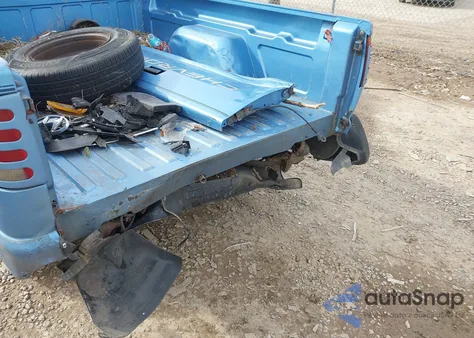 1996 Chevrolet S Truck S10 z USA, uszkodzony, nr VIN 1GCCS14X3TK113762